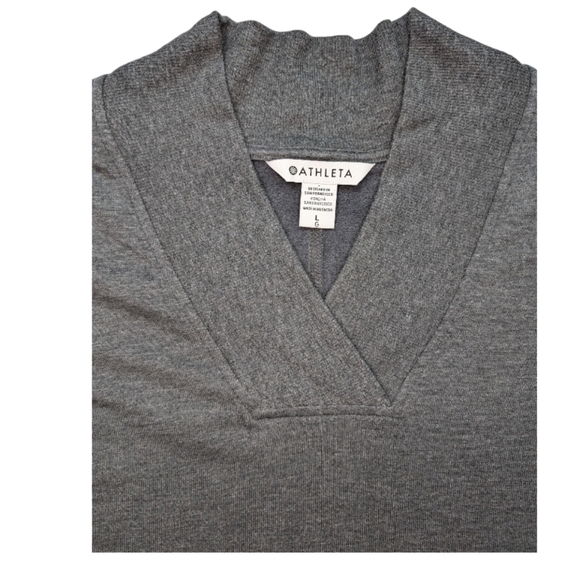 Athleta Clarity V-Neck Sweatshirt Womens Large Athleisure Cozy Black Heather NWT - Picture 7 of 14